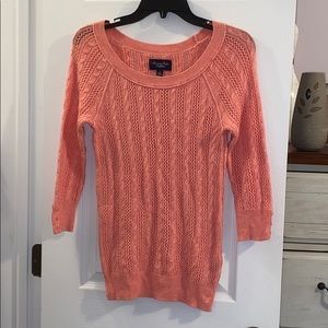 AEO. Pink 3/4 sleeve sweater. Size S